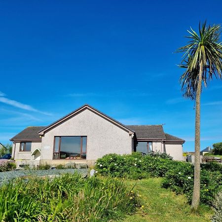 Brae Lea House, Lochboisdale, South Uist. Outer Hebrides Bed & Breakfast Dış mekan fotoğraf
